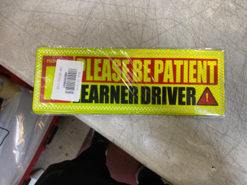 Photo 2 of 3 Pcs Student Driver car Magnet - Student Driver Signs for car psler be Patient Student Driver Magnet New Driver Sticker for car Safety Sign Warning Vehicle Bumper Magnet Reflective Sticker Gifts