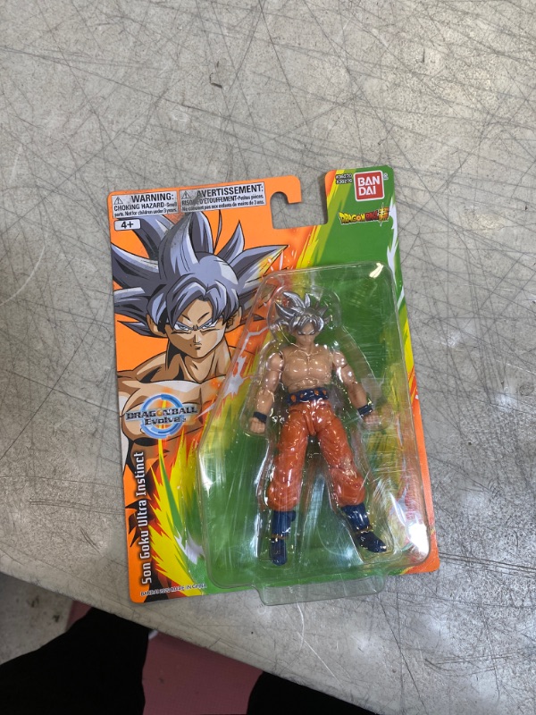 Photo 2 of Dragon Ball Super Evolve 5" Action Figure - Goku Ultra Instinct Son Goku Ultra Instinct