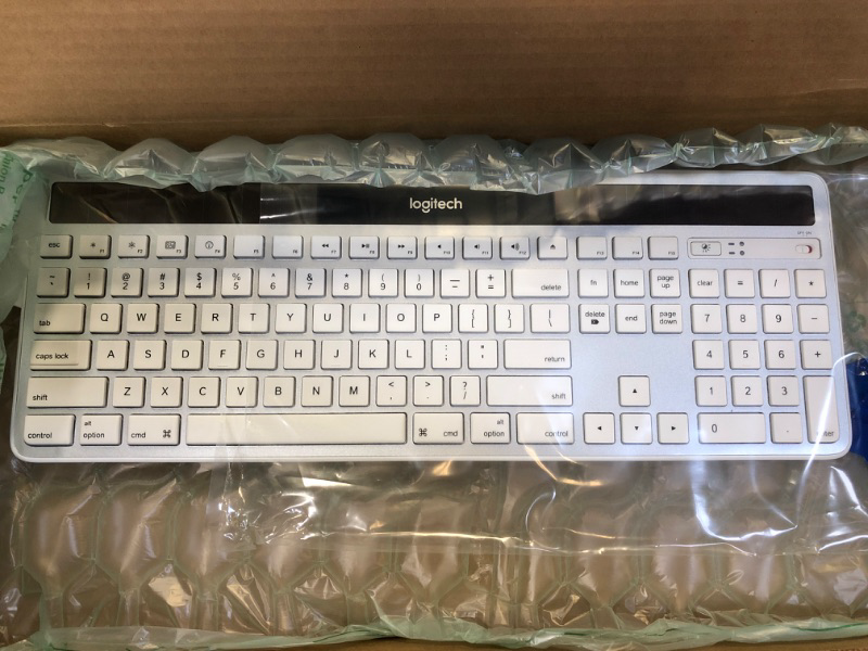 Photo 2 of Logitech Wireless Solar Keyboard K750 for Mac - Silver (Renewed)