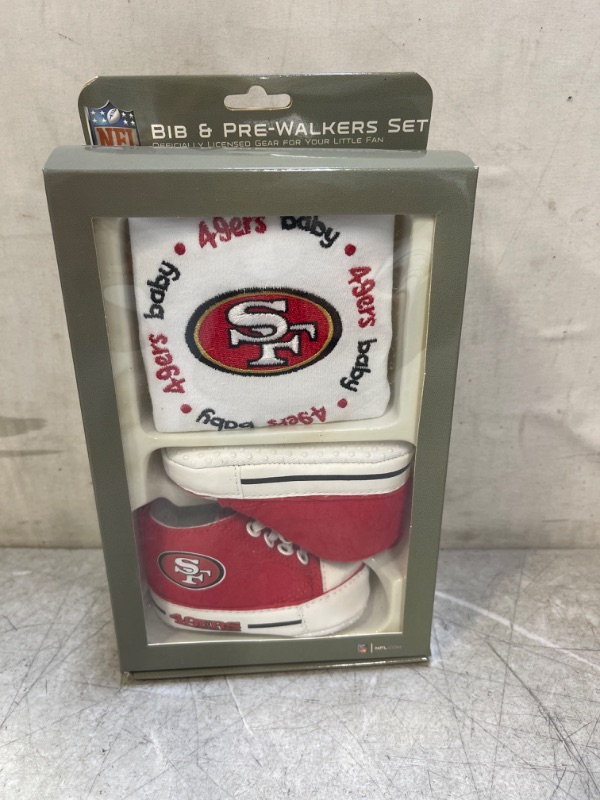 Photo 1 of Baby Fanatic MasterPieces Gift Set 2-Piece - San Francisco 49ers 2-pc Gift Set