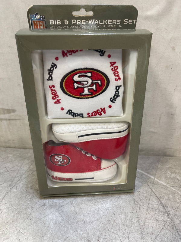 Photo 1 of Baby Fanatic MasterPieces Gift Set 2-Piece - San Francisco 49ers 2-pc Gift Set
