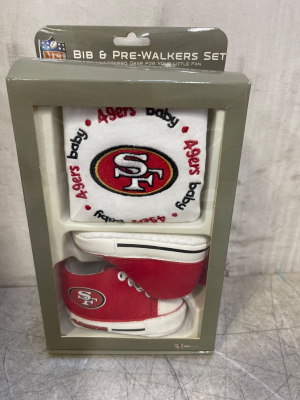 Photo 1 of Baby Fanatic MasterPieces Gift Set 2-Piece - San Francisco 49ers 2-pc Gift Set