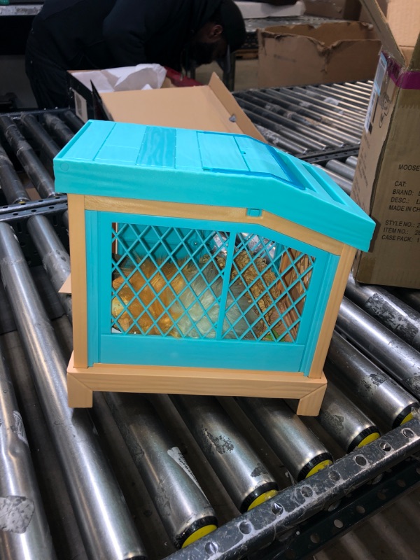 Photo 2 of Little Live Pets - Mama Surprise | Soft, Interactive Guinea Pig and her Hutch, and her 3 Babies. 20+ Sounds & Reactions. for Kids Ages 4+, Multicolor, 7.8 x 11.93 x 11.38 inches
