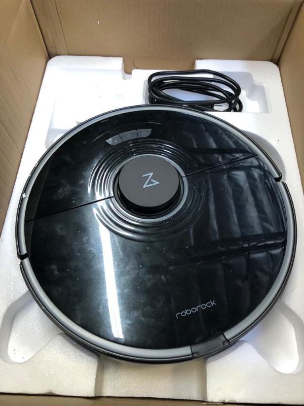 Photo 4 of roborock S7+ Robot Vacuum and Sonic Mop with Self-Empty Dock, Stores up to 60-Days of Dust, Auto Lifting Mop, Ultrasonic Carpet Detection, 2500Pa Suction, Black