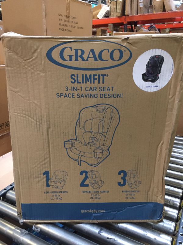 Photo 4 of Graco SlimFit 3 in 1 Car Seat, Slim & Comfy Design Saves Space in Your Back Seat, Annabelle, 1 Count (Pack of 1) SlimFit Annabelle