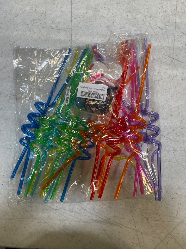 Photo 2 of 24 Pcs Summer Beach Pool Party Favor Drinking Straws Summer Party Favor for Pool Birthday Party Supplies Reusable Plastic Drinking Straws 2 Pcs Cleaning Brushes inside