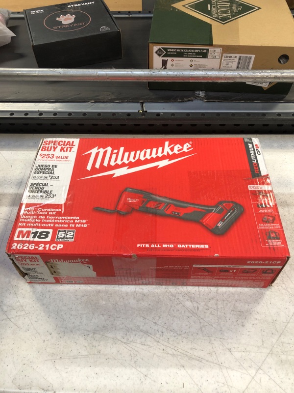 Photo 3 of Milwaukee 2626-21CP M18 18-Volt Lithium-Ion Cordless Oscillating Multi-Tool Kit