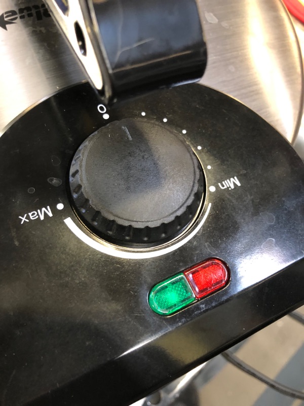 Photo 1 of 10inch Roti Maker by StarBlue with FREE Roti Warmer - The automatic Stainless Steel Non-Stick Electric machine to make Indian style Chapati, Tortilla, Roti AC 110V 50/60Hz 1200W SB-SW2093 --------- MODERATE USED, DIRTY FROM PREVIOUS USED, FOOD STAINS, TUR