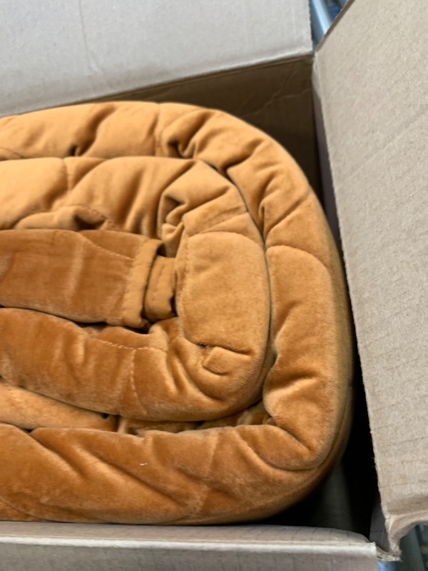 Photo 5 of Velvet Quilt Set King Size, Caramel Gold Luxury Velvet Comforter Set 3 Pieces Soft Warm Bedding Set Coverlet with 2 Shams, Geometric Pattern Quilted Bedspread for All Season Caramel King --- Box Packaging Damaged, Minor Use, Dirty From Previous Use, Missi