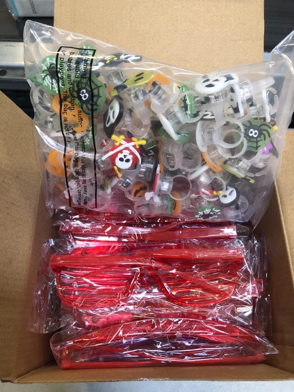 Photo 1 of 108 Pcs Halloween Party Favors Toys Glow in The Dark Party Supplies 72 Halloween Light up Ring Glow Rings 36 Halloween LED Light up Glasses Halloween Light up Toy for Kids Halloween Party Decorations
++FACTORY SEALED, OPENED FOR PICTURE++