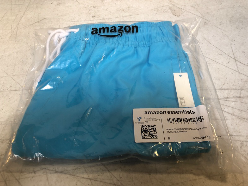 Photo 2 of Amazon Essentials Men's 9" Quick-Dry Swim Trunks SIZE Medium Aqua Blue