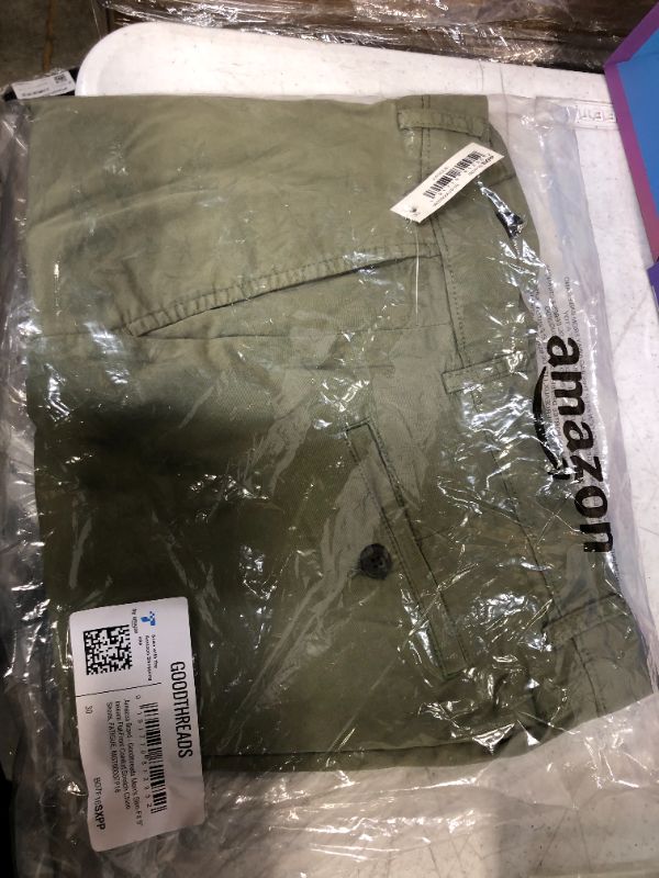 Photo 1 of Goodthreads Men's Slim-Fit 9" Flat-Front Comfort Stretch Chino Short   SIZE 30
