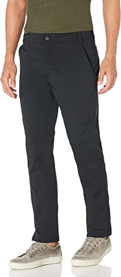 Photo 1 of Amazon Essentials Men's Skinny-fit Hybrid Tech Pants SIZE 40W X 32L
