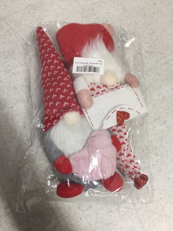 Photo 2 of 2Pcs Valentines Day Gnomes Decorations, Handmade Valentine Gnome Decor Mr & Mrs Swedish Tomte Stuffed Gnomes Plush Doll Knomes Ornaments for Girlfriend Wife Women Girl Home Table Shelf Gift