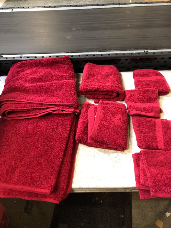 Photo 2 of 8-Piece Premium Towel Set, 2 Bath Towels, 2 Hand Towels, and 4 Wash Cloths RED