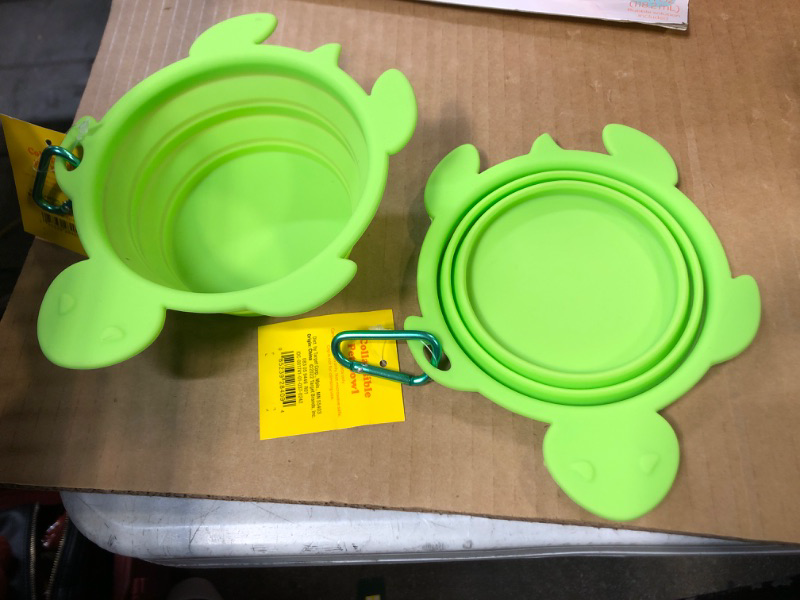 Photo 2 of 2pcs Collapsible Turtle Dog Bowl with Carabiner - Green - Sun Squad

