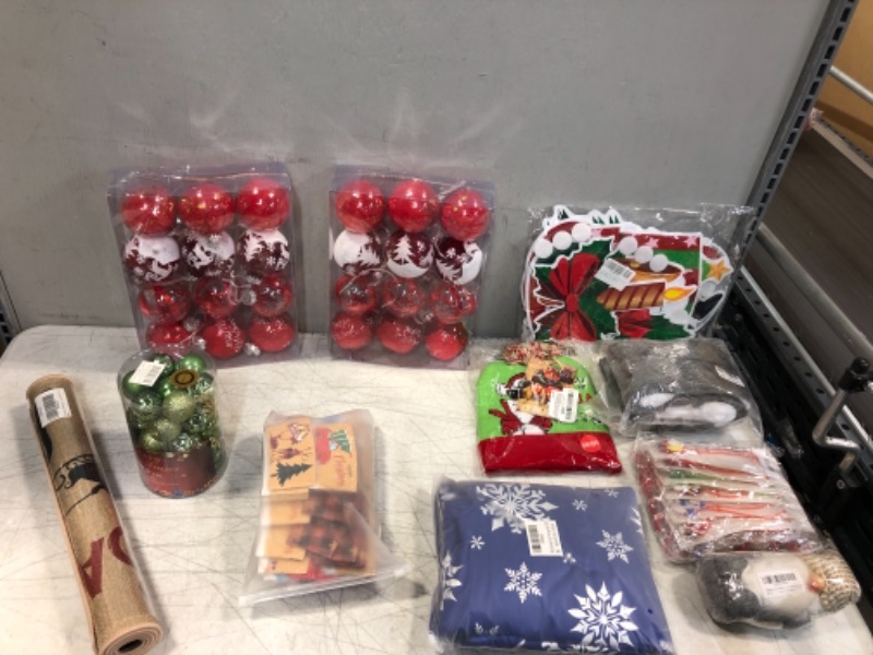 Photo 1 of 11Pcs bag of Christmas decor