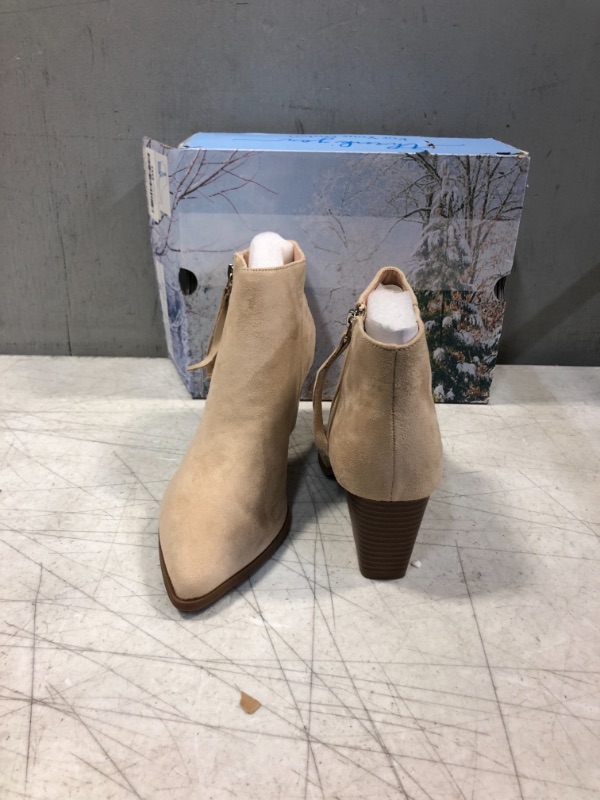 Photo 4 of Women's Beige suede booty with chunky heel size 8.5 