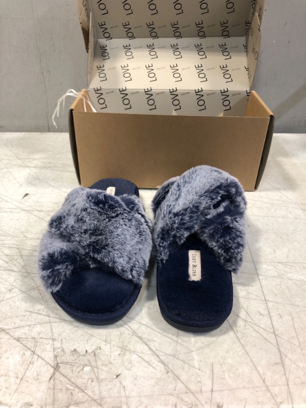 Photo 6 of Cozy Bliss Women's Faux Fur Slippers Cross Band Open Toe Breathable Fuzzy Fluffy House Slippers Memory Foam Anti-Skid Sole Indoor Outdoor Slippers 7-8 Navy Marl (FACTORY SEALED OPENED FOR PHOTOS)