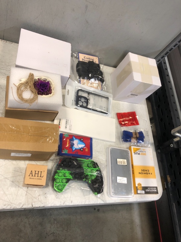 Photo 1 of 14Pcs bag of miscellaneous items