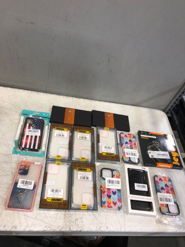 Photo 1 of 14Pcs bag of phone cases