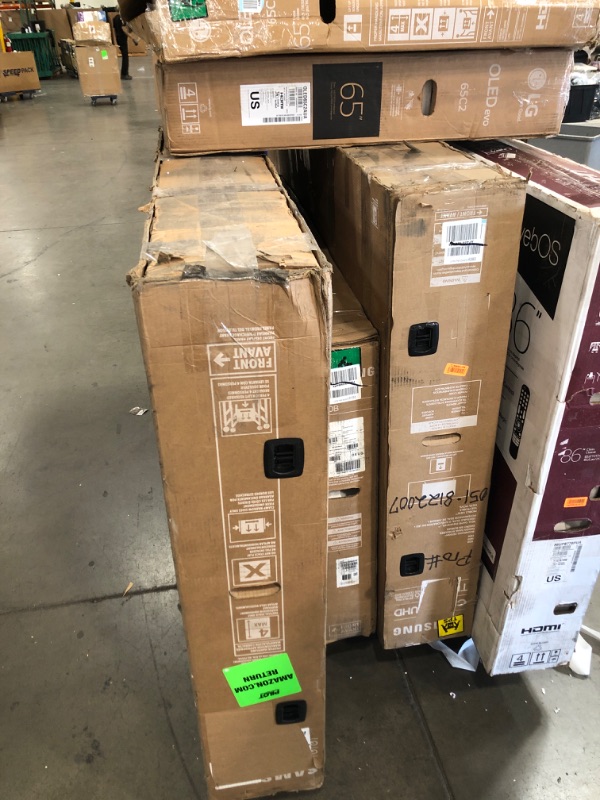 Photo 3 of MIXED PALLET OF DAMAGED TVS**SET OF 6**NON FUNCTIONAL NO REFUNDS**