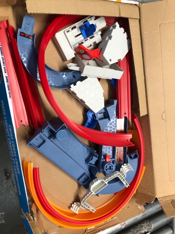 Photo 2 of **MISSING PARTS** Hot Wheels Track Set with 1:64 Scale Toy Car, 4 Intersections for Crashing, Powered by a Motorized Booster, Criss-Cross Crash Track????