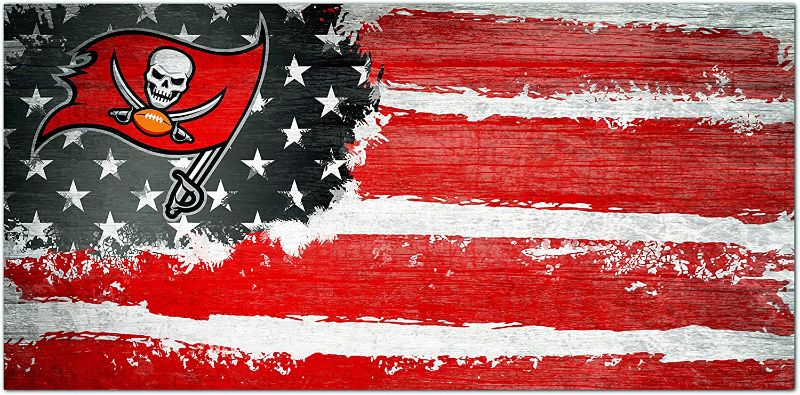 Photo 1 of 
Fan Creations NFL Tampa Bay Buccaneers Unisex Tampa Bay Buccaneers Flag Sign, Team Color, 6 x 12 (N1007-TBB)