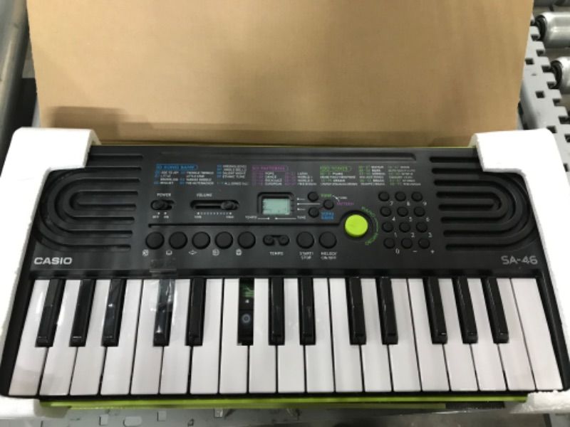 Photo 2 of CASIO SA-46 -PORTABLE KEYBOARD (32 MINI KEYS)
