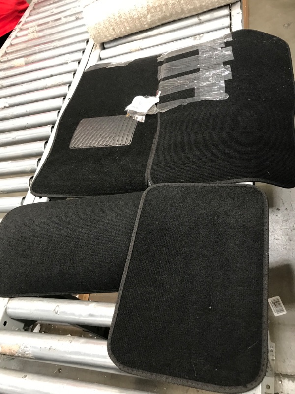 Photo 1 of 4 piece black car floor mats 