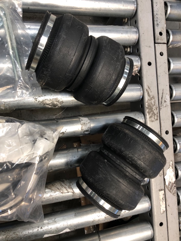 Photo 1 of Air Lift 57352 LoadLifter 5000 Air Suspension Kit, Black
