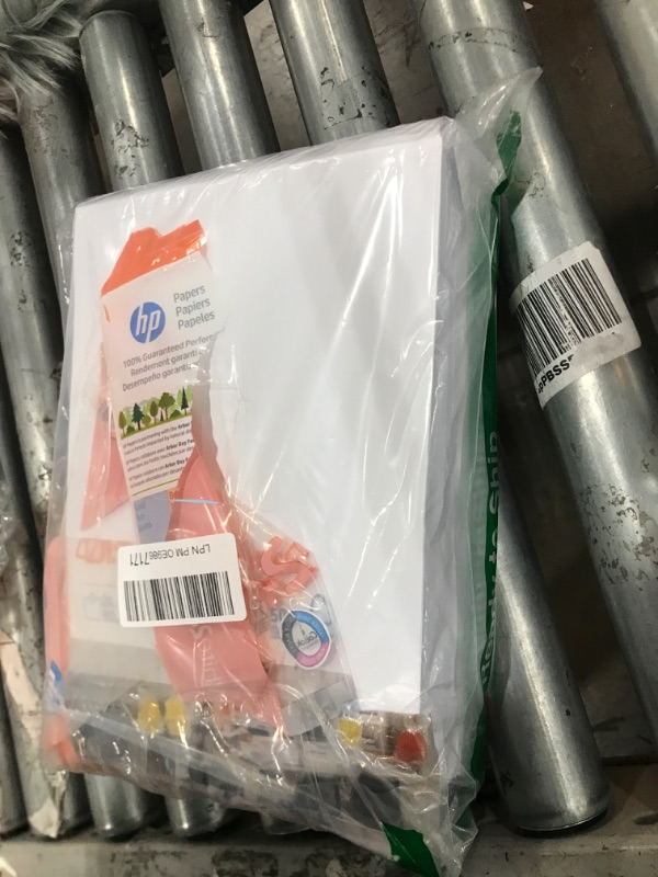 Photo 1 of HP Printer Paper | 8.5 x 11 Paper | BrightWhite 24 lb |1 Ream - 500 Sheets| 100 Bright | Made in USA - FSC Certified | 203000R 1 Ream | 500 Sheets Letter (8.5 x 11)