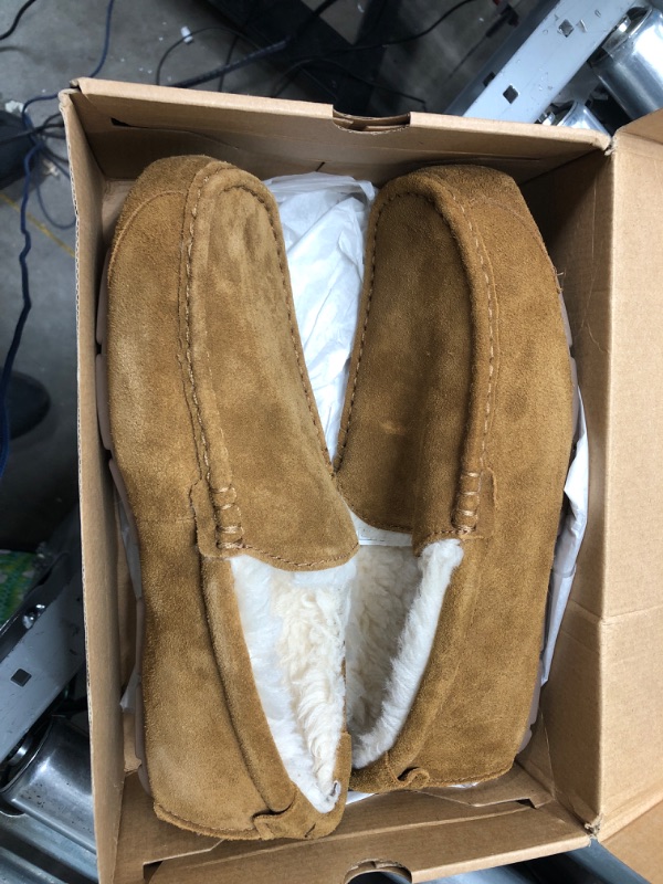 Photo 2 of Koolaburra by UGG Men's Tipton Slipper
size 11 