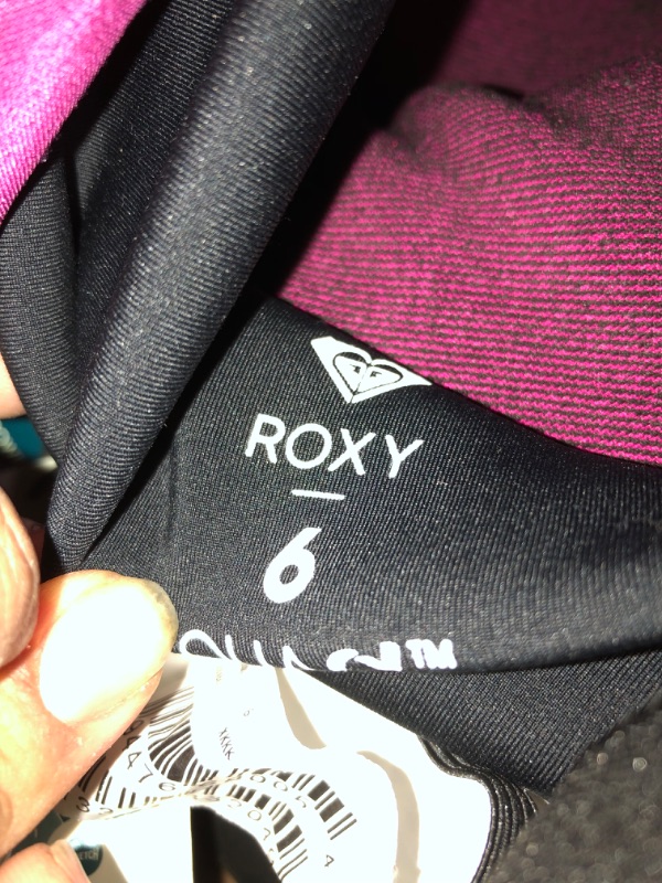 Photo 3 of Roxy Womens 4/3 Syncro Back Zip GBS Wetsuit Jet/Black 6