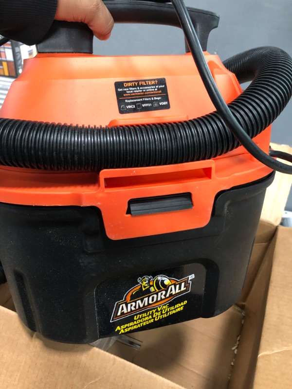 Photo 2 of **NON-FUNCTIONAL**** Armor All, AA255 , 2.5 Gallon 2 Peak HP Wet/Dry Utility Shop Vacuum , Orange
