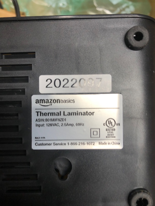 Photo 2 of *** TESTED- POWERS ON *** Amazon Basics 9-Inch Thermal Laminator Machine
