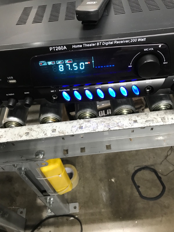 Photo 3 of tested power did come on Pyle 200W Home Audio Power Amplifier - Stereo Receiver w/ AM FM Tuner, 2 Microphone Input w/ Echo for Karaoke, Great Addition to Your Home Entertainment Speaker System - PT260A , Black , 17 inches