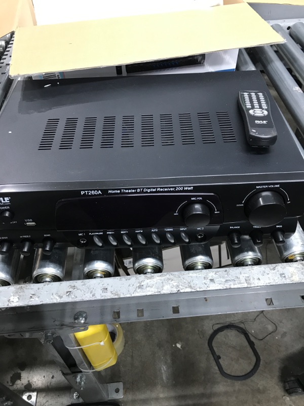 Photo 2 of tested power did come on Pyle 200W Home Audio Power Amplifier - Stereo Receiver w/ AM FM Tuner, 2 Microphone Input w/ Echo for Karaoke, Great Addition to Your Home Entertainment Speaker System - PT260A , Black , 17 inches