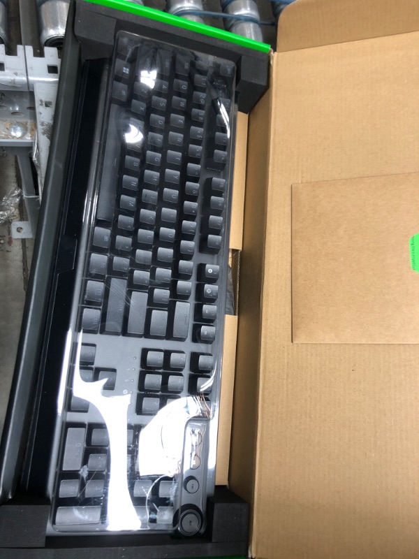 Photo 2 of Razer BlackWidow V3 Pro Mechanical Wireless Gaming Keyboard: Green Mechanical Switches - Tactile & Clicky - Chroma RGB Lighting - Doubleshot ABS Keycaps - Transparent Switch Housing - Bluetooth/2.4GHz BlackWidow V3 Pro Green Switches - Tactile & Clicky