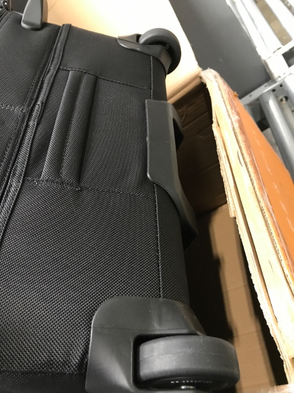 Photo 1 of Briggs & Riley Uprights, Black, 26-inch Baseline Medium Checked Expandable 26-inch Baseline Medium Checked Expandable Black