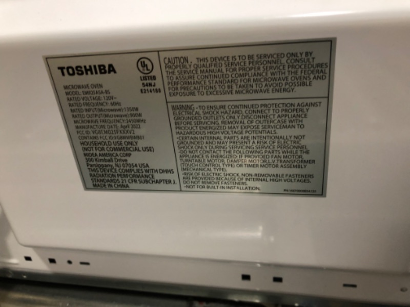 Photo 5 of (READ DESCRIPTION) toshiba em925a5a-bs microwave oven with sound on/off eco mode and led lighting, 0.9 cu.ft, black stainless