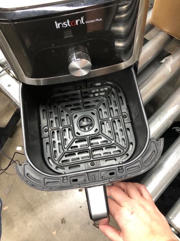 Photo 3 of ***TESTED NOT WORKING*** Instant Vortex Plus 6-in-1, 4QT Air Fryer Oven, From the Makers of Instant Pot with Customizable Smart Cooking Programs, Nonstick and Dishwasher-Safe Basket, App With Over 100 Recipes, Stainless Steel