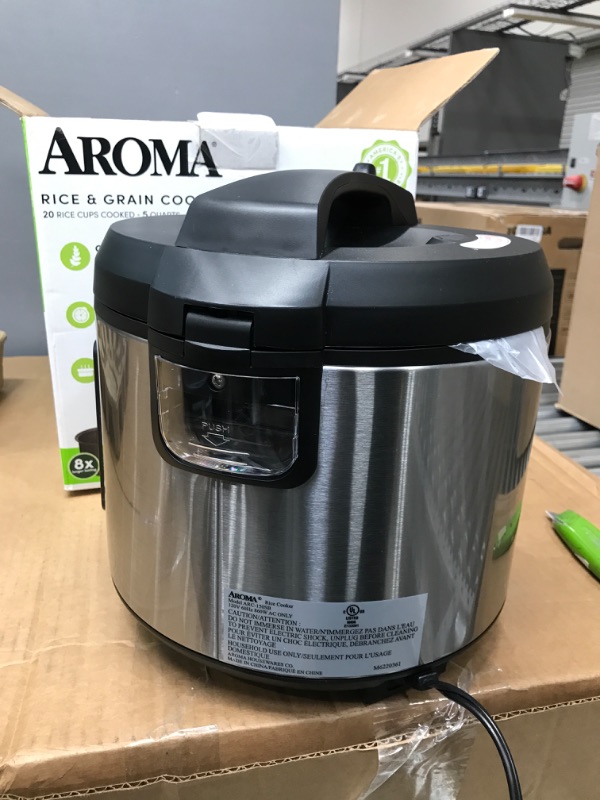 Photo 4 of Aroma Housewares 20 Cup Cooked (10 cup uncooked) Digital Rice Cooker, Slow Cooker, Food Steamer, SS Exterior (ARC-150SB),Black Basic