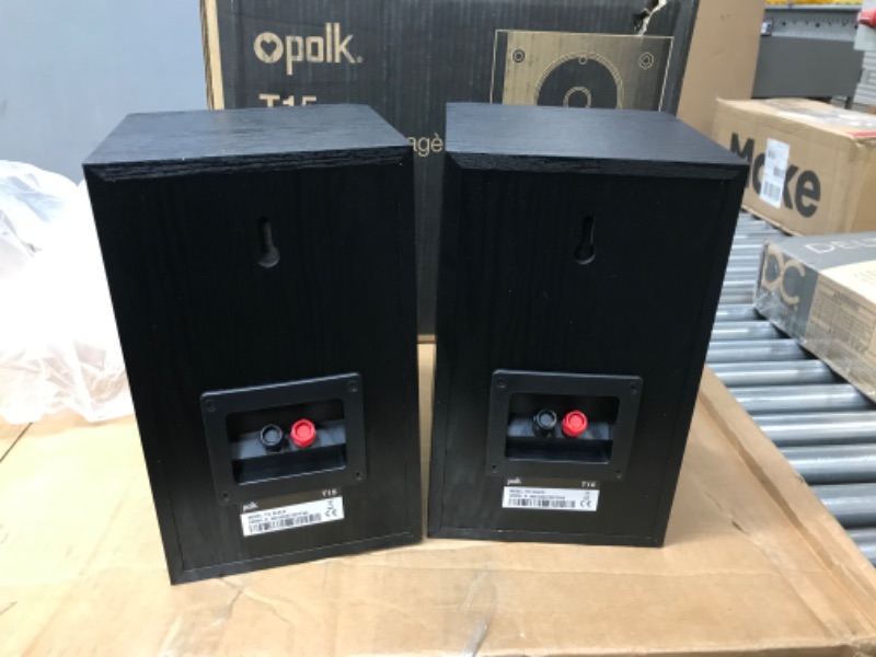 Photo 2 of Polk Audio T15 Bookshelf Speakers Pair Black