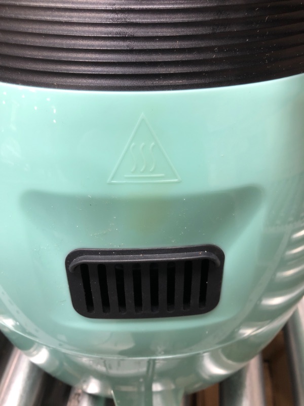 Photo 5 of ***TESTED WORKING*** DASH Deluxe Electric Air Fryer with Temperature Control, 6qt - Aqua & DASH Quick-Read Meat Thermometer, Waterproof Kitchen and Outdoor Food Cooking Thermometer with Digital LCD Display - Aqua