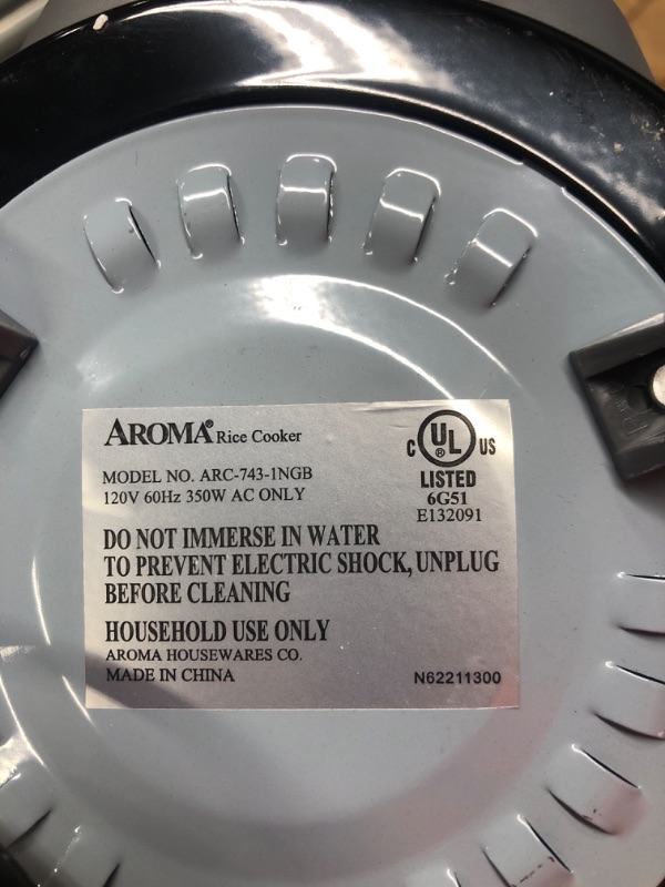 Photo 3 of ***TESTED WORKING*** Aroma Housewares 6-Cup (Cooked) Pot-Style Rice Cooker and Food Steamer, Black ARC-743-1NGB