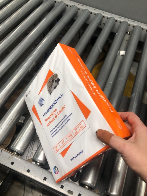 Photo 1 of Hammermill Premium Inkjet & Laser 8.5 x 11 923542
