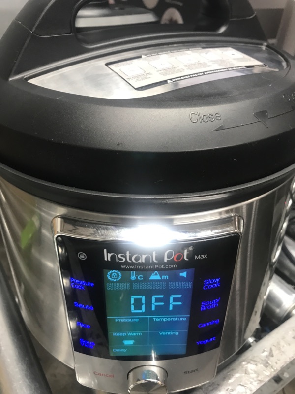 Photo 3 of *** POWERS ON *** Instant Pot Max 6 Quart Multi-use Electric Pressure Cooker with 15psi Pressure Cooking, Sous Vide, Auto Steam Release Control and Touch Screen 6QT Max