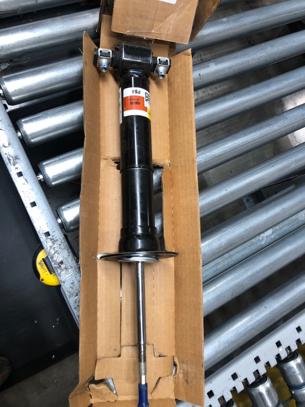 Photo 2 of Monroe Shocks & Struts Monroe 40049 Suspension Strut