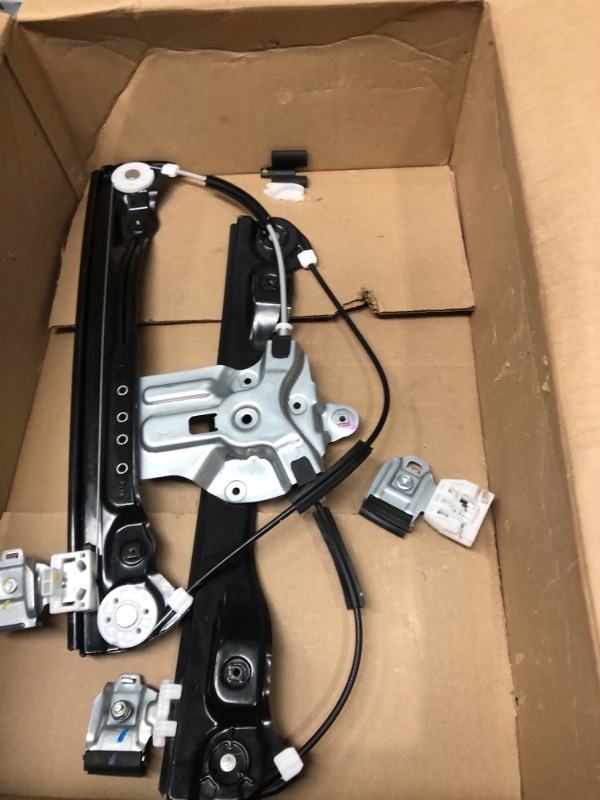 Photo 3 of GM Genuine Parts 95382562 Front Passenger Side Power Window Regulator without Motor